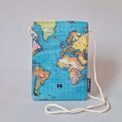 کیف پاسپورت گردنی مخفی طرح نقشه جهان سبز آبی
